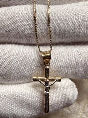 14K Two Tone Gold Hollow Round Tube Crucufix With 0.8mm Box Chain - 16 inch